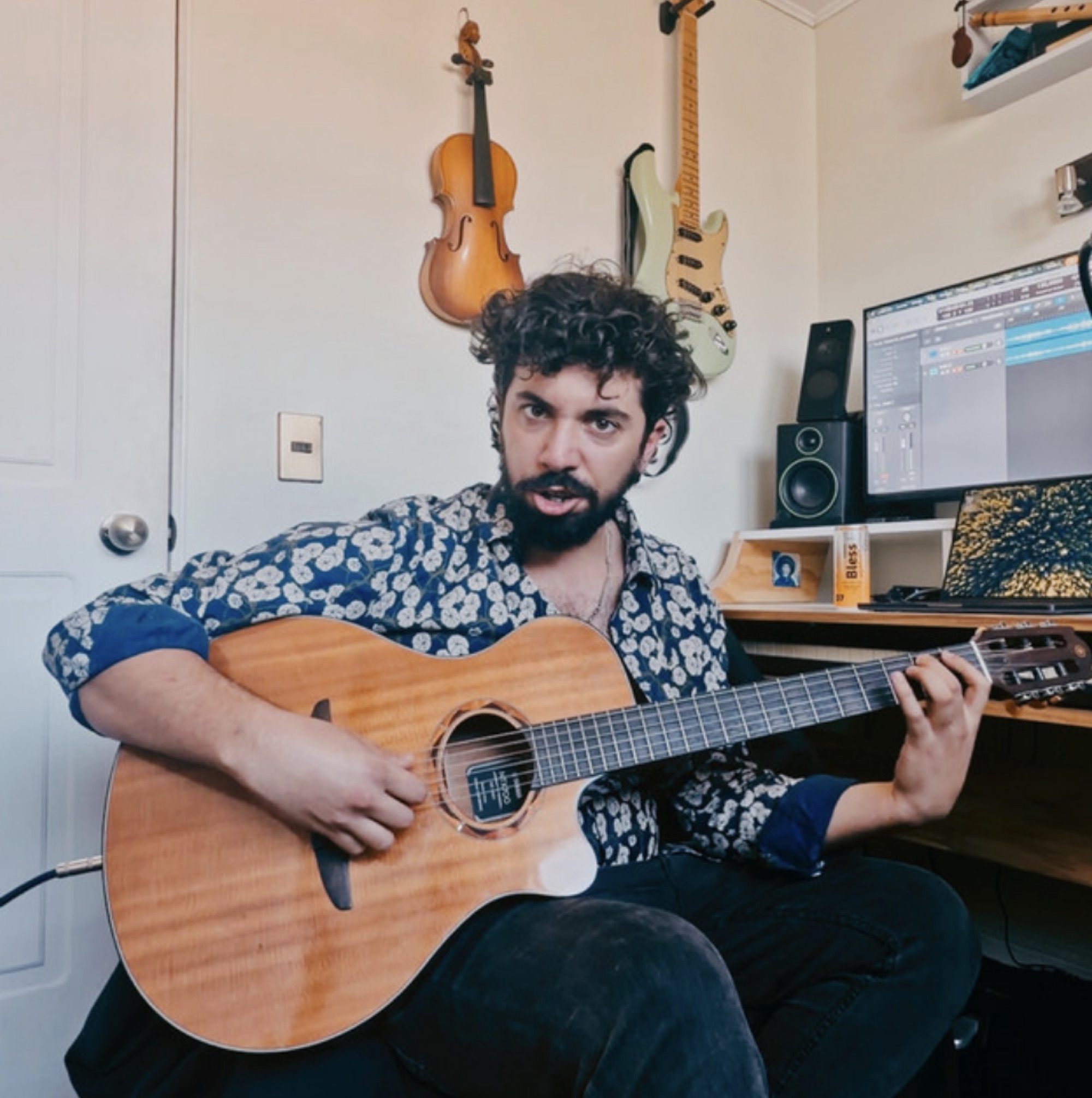 Escena 1 (Acústica en Vivo) — Alan Tiwas